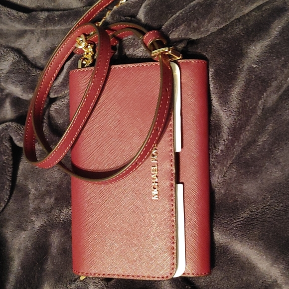 MICHAEL Michael Kors Handbags - Michael Kors merlot phone xbody bag